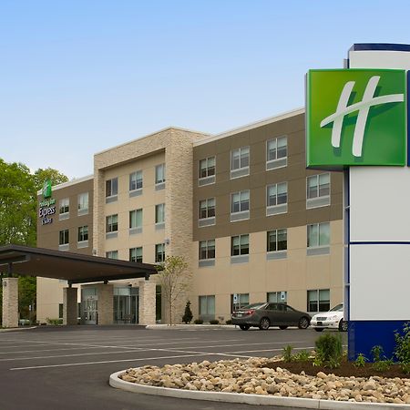 Holiday Inn Express & Suites By Ihg Altoona By Ihg Exterior photo